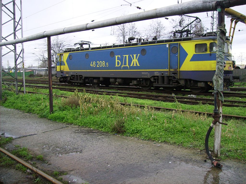 46 208