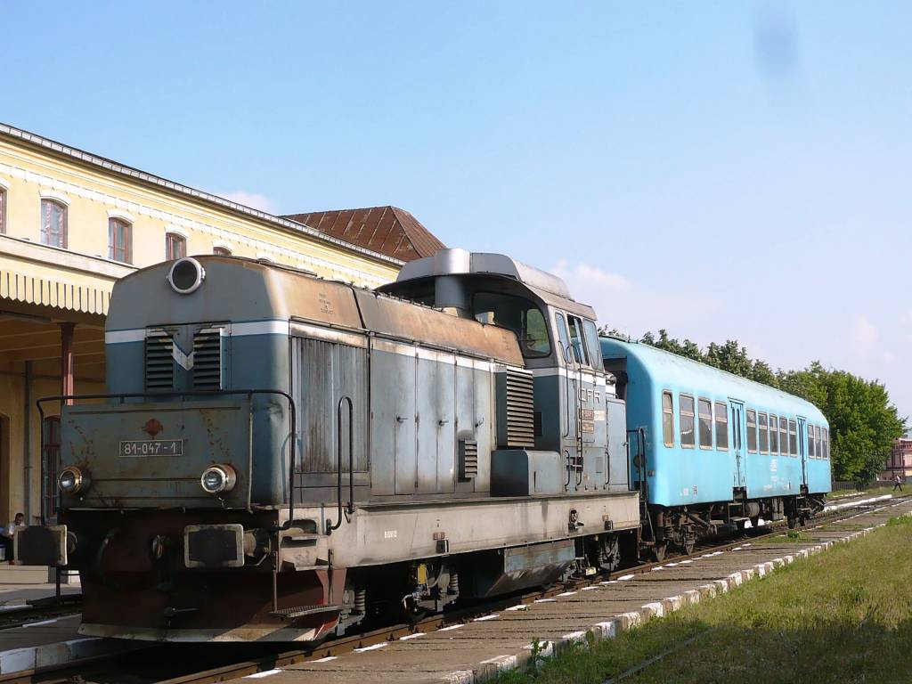 ТСВ 98497 начело с 81 047.1 и 1В вагон серия 57