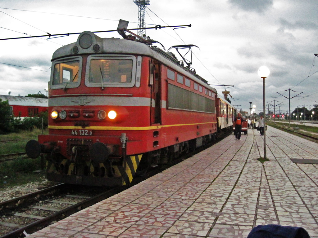 БВ8613 начело с 44 132