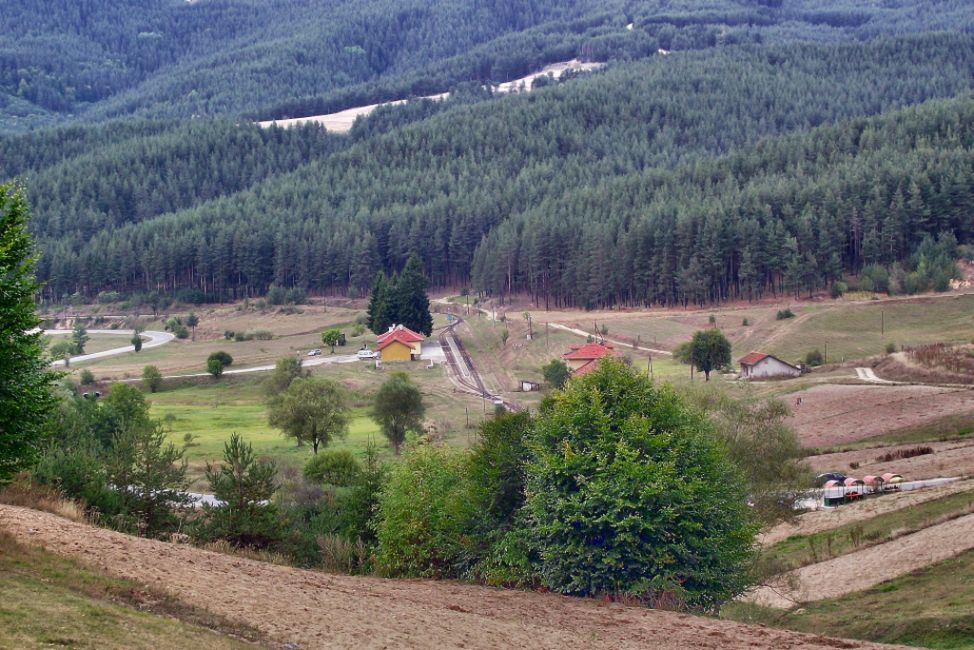 гара Аврамово